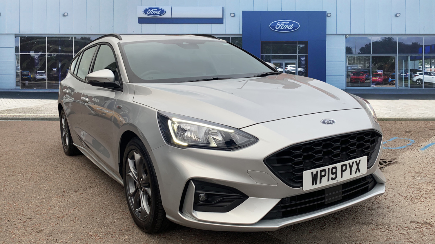 Used Ford Focus 1.0 EcoBoost 125 ST-Line 5dr Petrol Estate for sale ...