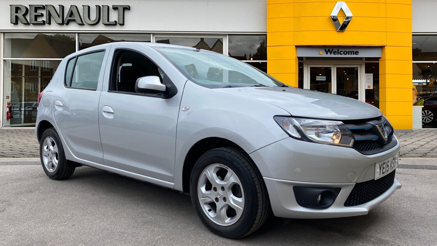 Used Dacia Sandero 1.2 16V Laureate 5dr Petrol Hatchback for sale ...