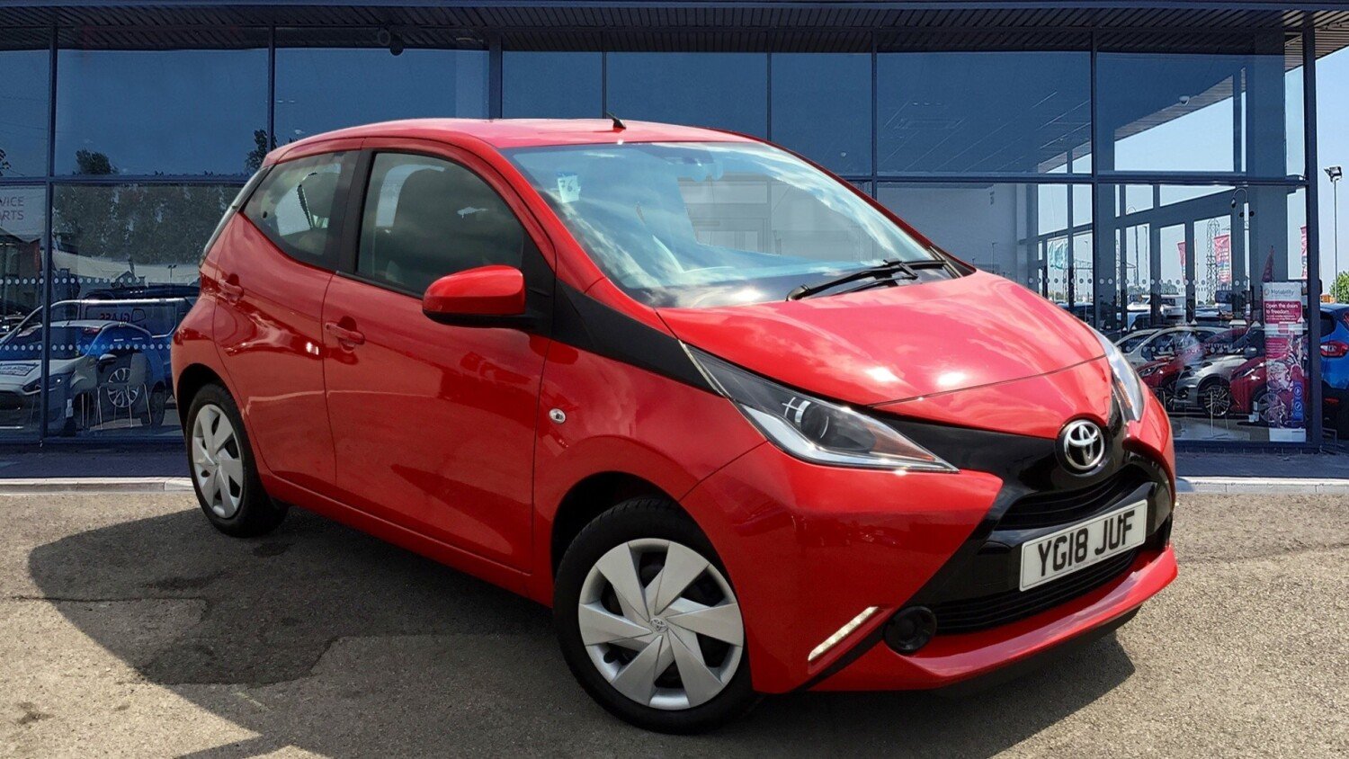 Used Toyota Aygo 1.0 VVT-i X-Play 5dr x-shift Petrol Hatchback for sale ...